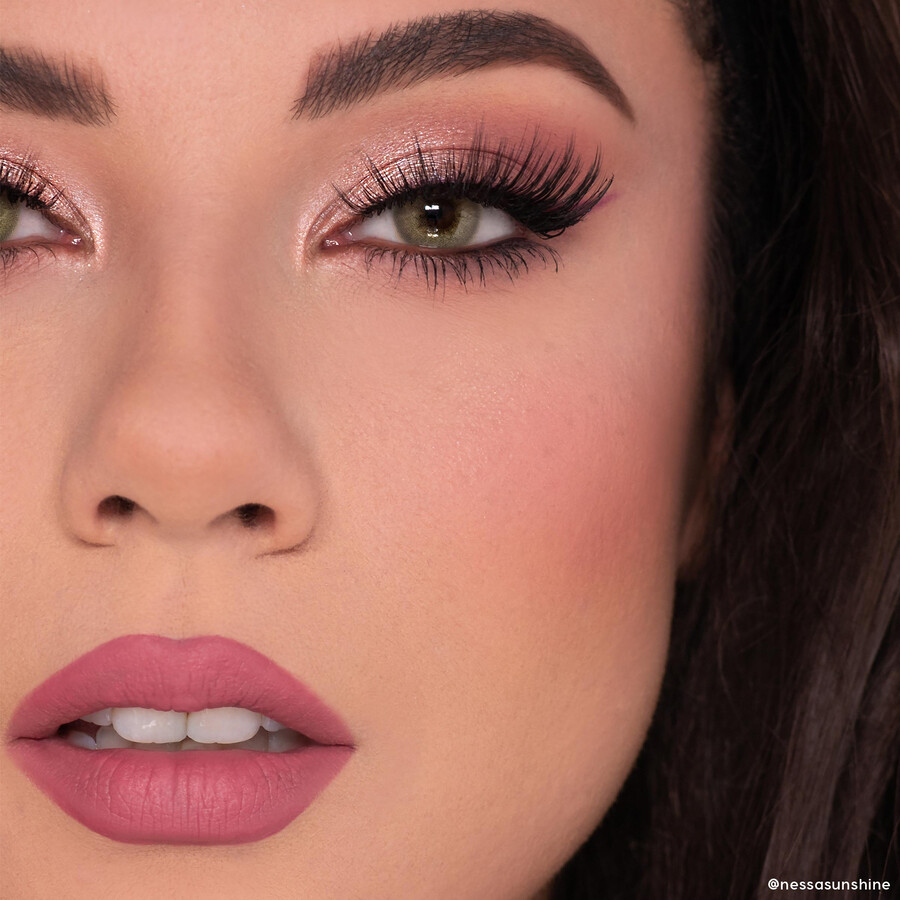 set de rubor en polvo con forma de corazón