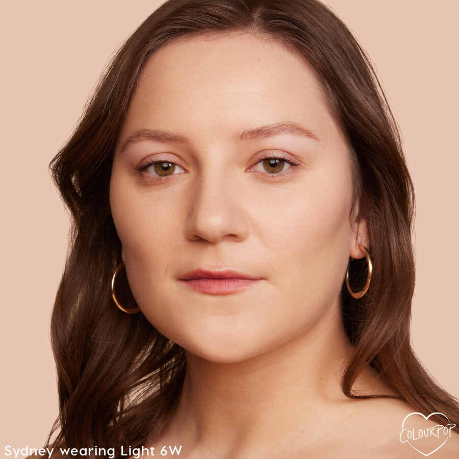 hidratante con color y ácido hialurónico pretty fresh