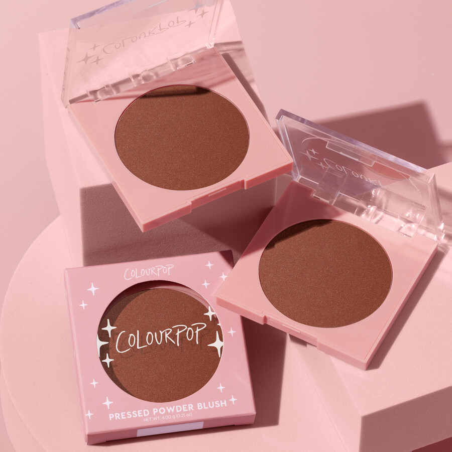 rubor en polvo compacto